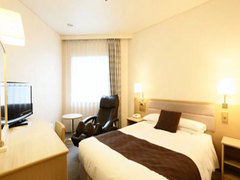 Kobe Sannomiya Tokyu Rei Hotel
