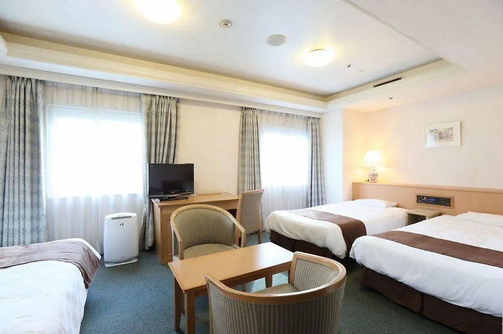 Kobe Sannomiya Tokyu Rei Hotel