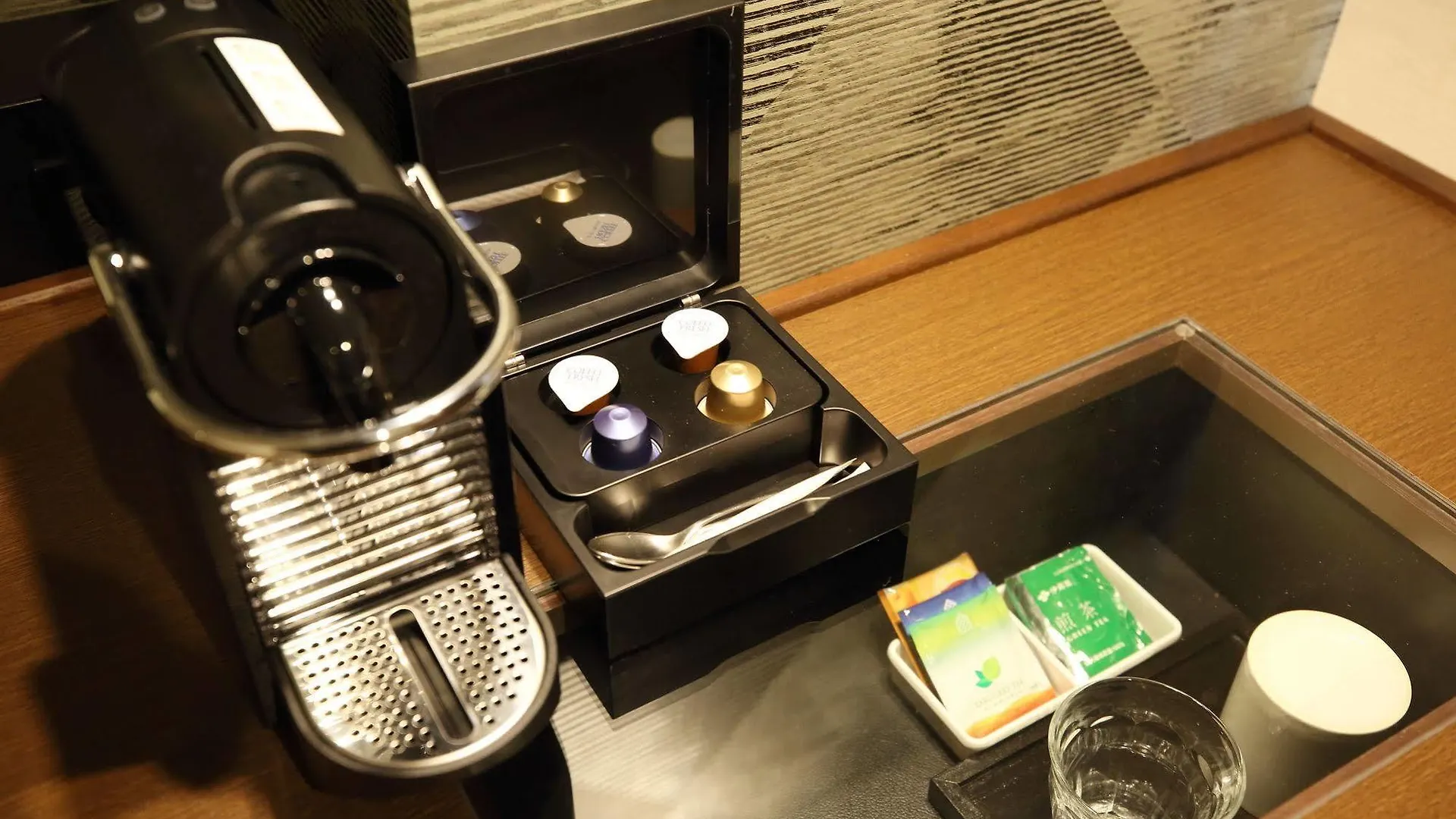 Kobe Sannomiya Tokyu Rei Hotel